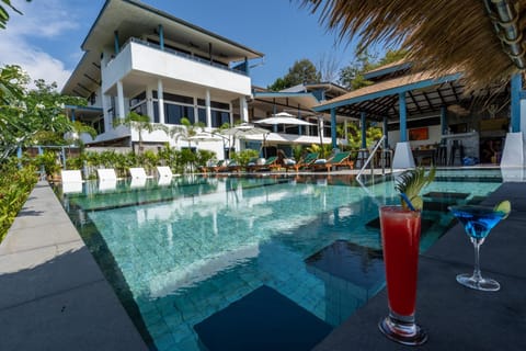 Property building, Swimming pool