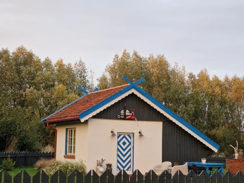 Property building, Garden, Autumn