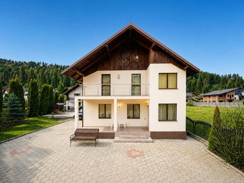 Property building, Day, Natural landscape