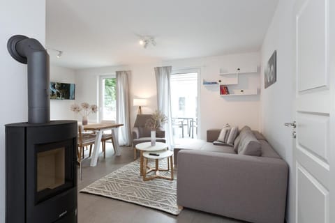 Apartment unter den Kiefern 93 Apartment in Röbel