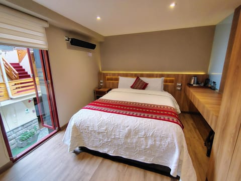 Bed, Garden view, heating