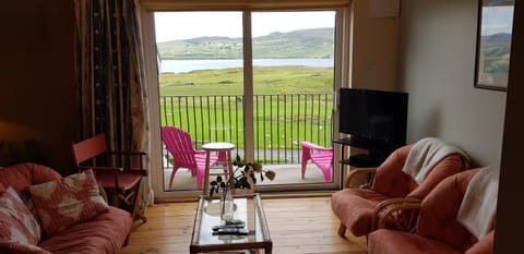 Beautiful 3 Bed Apartment with Balcony Sea View Apartment in County Donegal
