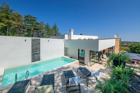 Property building, Patio, Day, Natural landscape, View (from property/room), Balcony/Terrace, Pool view, Swimming pool, sunbed