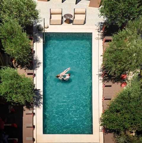 Pool view, Swimming pool, sunbed