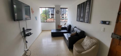 Communal lounge/ TV room, TV and multimedia, Living room