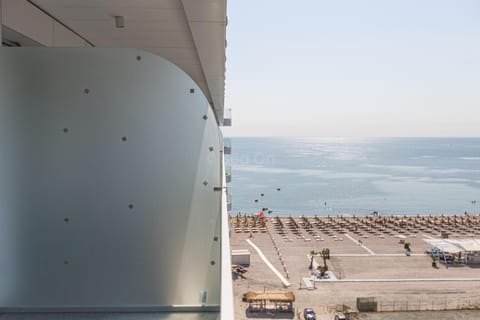 Natural landscape, Balcony/Terrace, Sea view