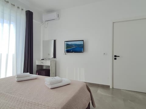 FLORE Rooms Apartment in Sarandë