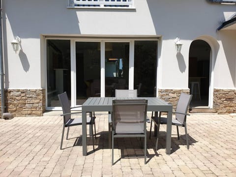 Villa 3* avec WIFI, jardin, à 700m de la plage - 6 pers., Trégastel - FR-1-368-362 House in Trégastel