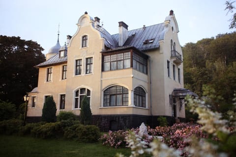Property building, Day, Garden view