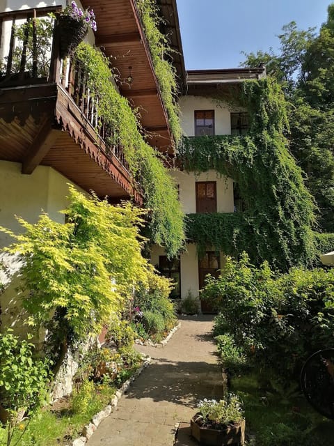 Property building, Garden