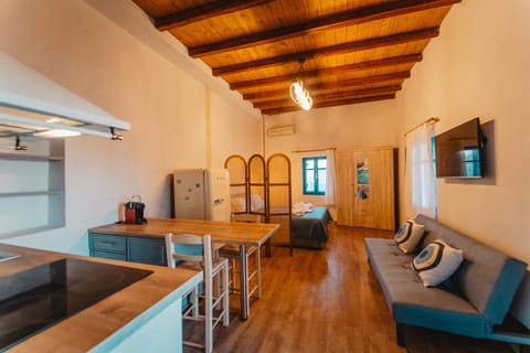 Kythera secrets suites Apartment in Islands