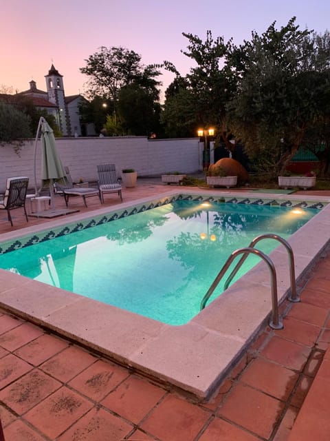 Swimming pool