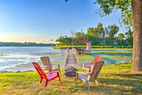 Waterfront Mound Retreat with Dock and Lake Access! House in Mound