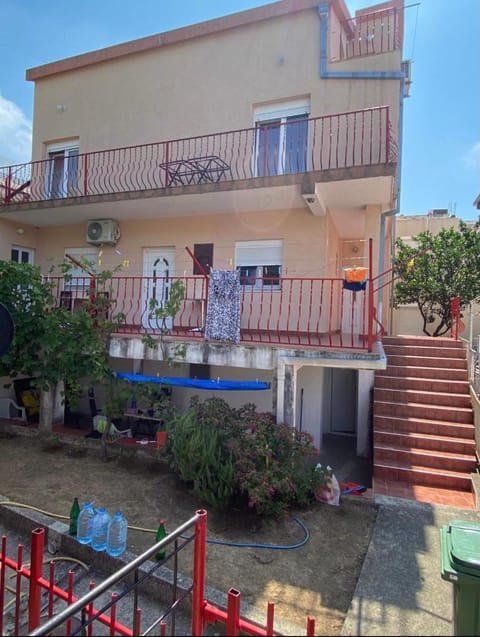 Sun-Love Apartment in Montenegro