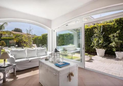 Natural landscape, Living room, Garden view
