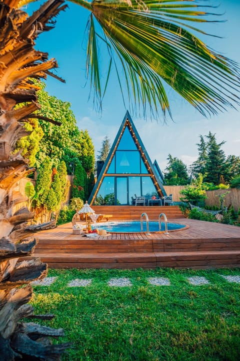 Property building, Garden view