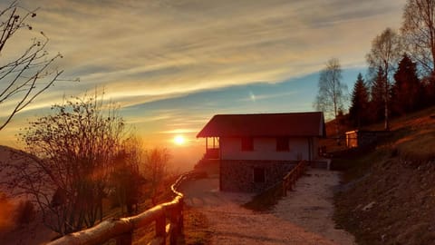 AFFITTACAMERE SOLE & LUNA Apartment in Lake Garda