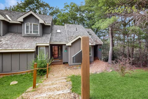 Jumpin' Jack Frost House in Kidder Township