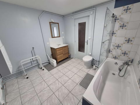 Charmante Maison à Berck-Plage, 2 Chambres, WiFi Inclus - FR-1-674-38 House in Berck