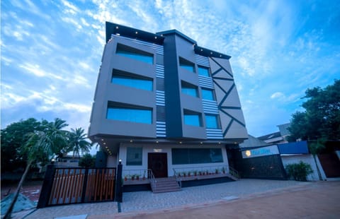 Property building, Facade/entrance, Property logo or sign