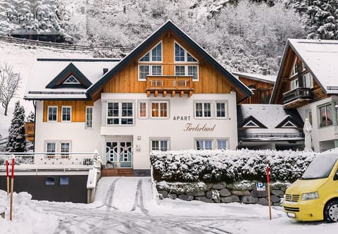 Property building, Day, Winter, Parking