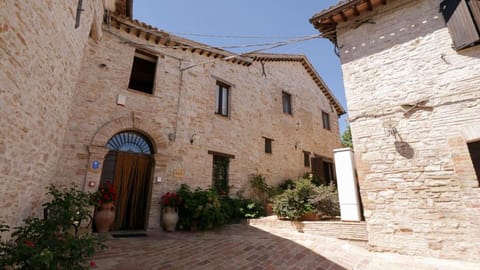 Borgo de' Varano by Hotel I Duchi Hotel in Umbria