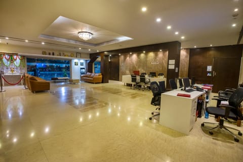 Lobby or reception, Pool view