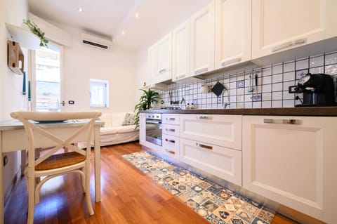 Kitchen or kitchenette, Dining area, oven, stove, air conditioner, air conditioner