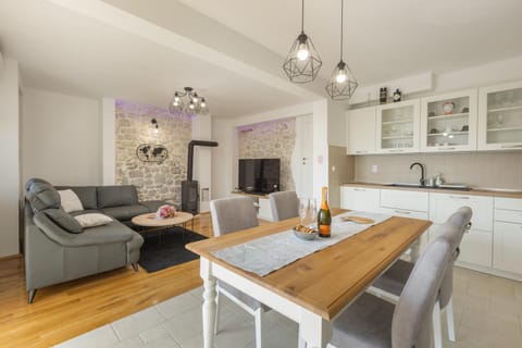 Villa Stella Podgora with heated pool Villa in Split-Dalmatia County