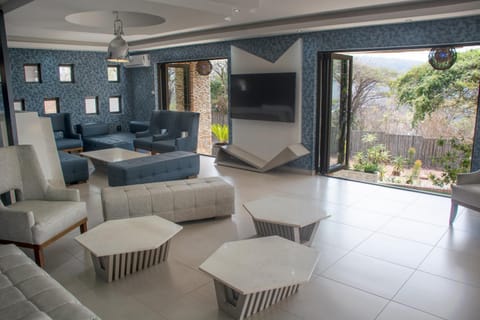 Patio, Living room, Lounge or bar, Seating area, Evening entertainment