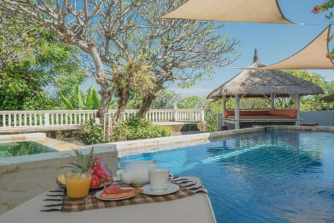 Property building, Patio, Spring, Day, Natural landscape, Garden, Food and drinks, Garden view, Pool view, Swimming pool, Drinks, sunbed