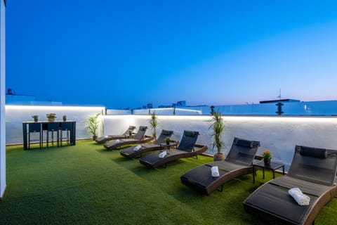 Property building, Balcony/Terrace