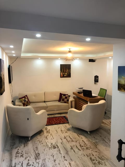 Lobby or reception, Seating area