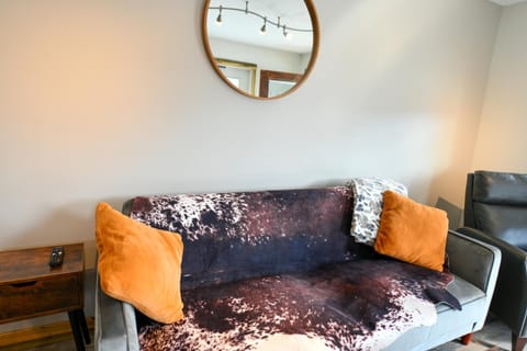 The Darmont Hotel and Suites Hotel in Darby