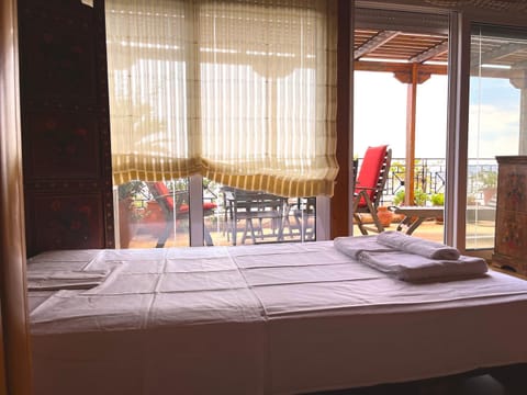 The Best Penthouse View -Sea View Athens Reviera & SNFCC Apartment in Kallithea