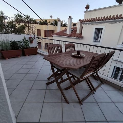 Plaka's Heart Apartment in Plaka