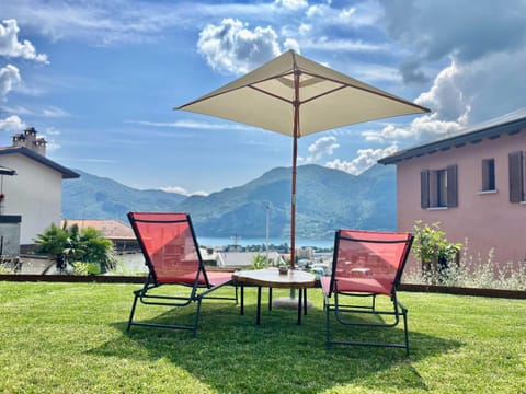 Il Mallo Verde - Lake Como B&B Bed and Breakfast in Mandello del Lario