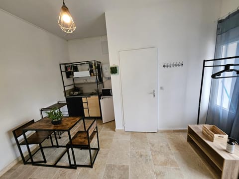 Gitedelatournelleauxerre Apartment in Bourgogne-Franche-Comté