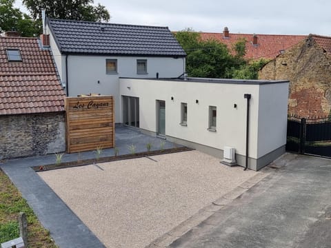 Property building, Parking