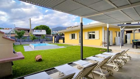 BBQ facilities, Garden, Swimming pool