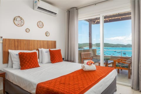 Bed, View (from property/room), Balcony/Terrace, Decorative detail, Bedroom, Sea view, furniture, internet, locker, air conditioner