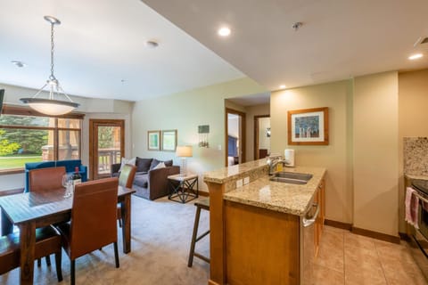 Kitchen or kitchenette, Living room, Dining area
