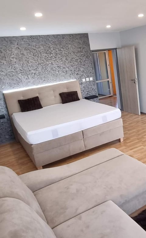 Living room, Bedroom