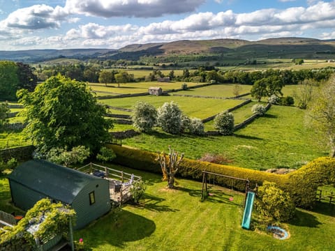 The Hut in the Orchard @ Yorecroft Apartment in Aysgarth