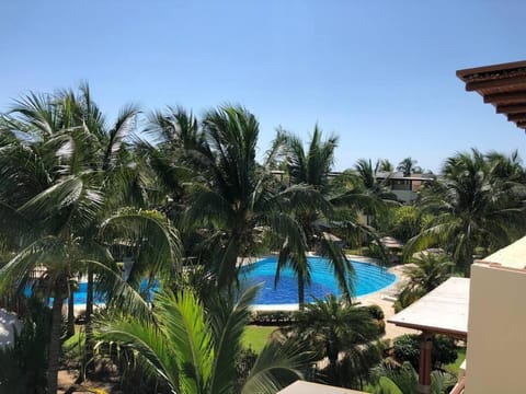 Pool view, Swimming pool