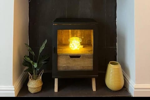 Cosy 2 bed terraced house in Conwy House in Gyffin