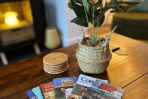 Cosy 2 bed terraced house in Conwy House in Gyffin