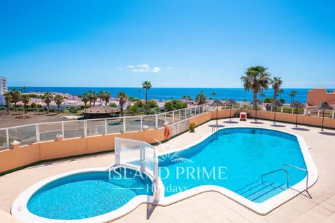 Sea view, Swimming pool