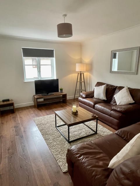 Modern 2 bedroom apartment near Glasgow Airport Apartment in Paisley