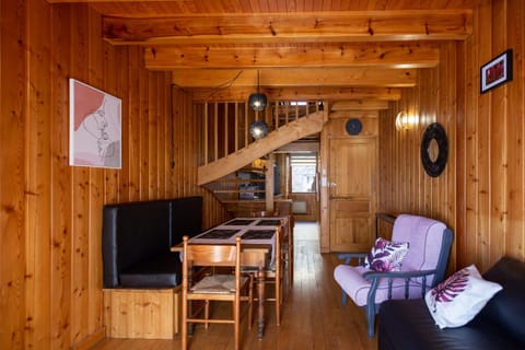 Communal lounge/ TV room, Living room, Dining area